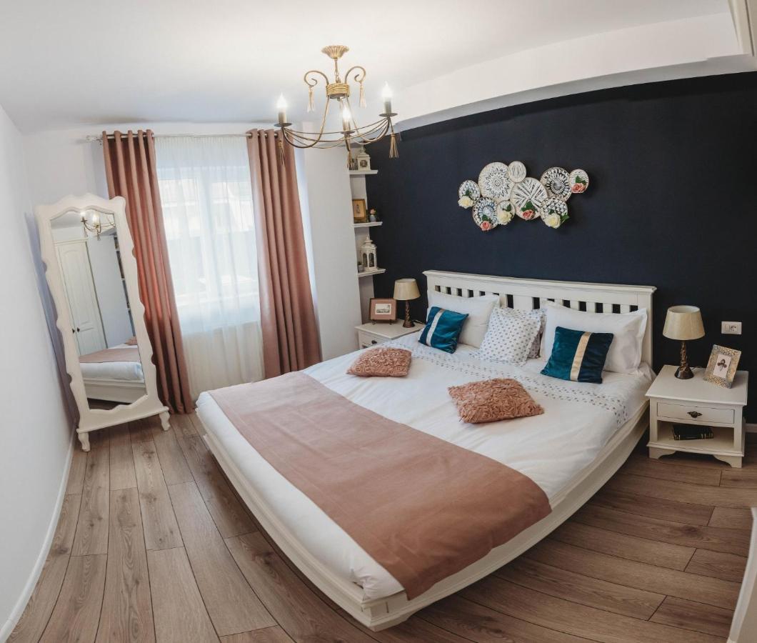 Appartamento La Contessa Târgu Neamț Esterno foto